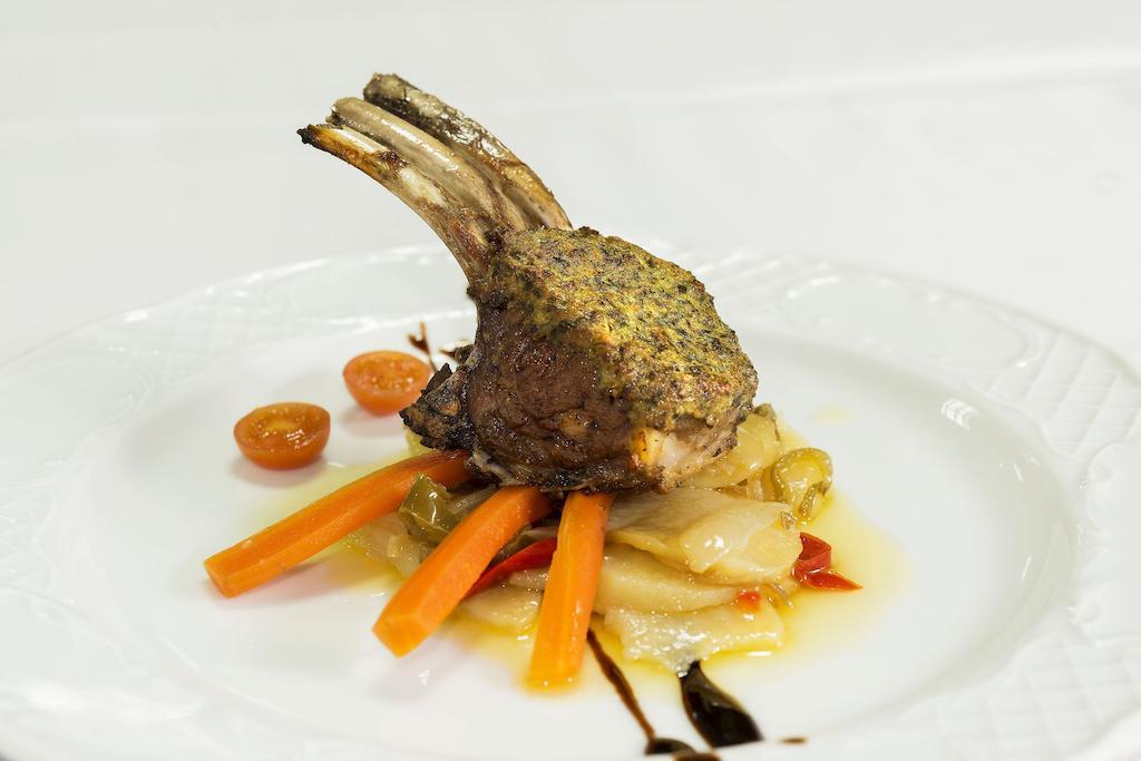 Hotel Restaurante Sostenible La Laguna Brozas Екстер'єр фото